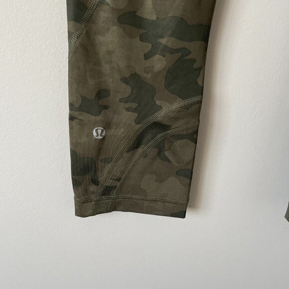 LULULEMON Run Inspire Crop II *All Luxtreme Camo Fatigue Green 6 - Picture 7 of 8